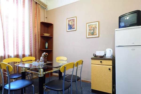 Home Hotel ул. Скоропадского, 5-а 13