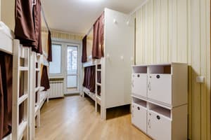 Хостел Sun City Hostel 3. Место в общем 6-местном номере  2